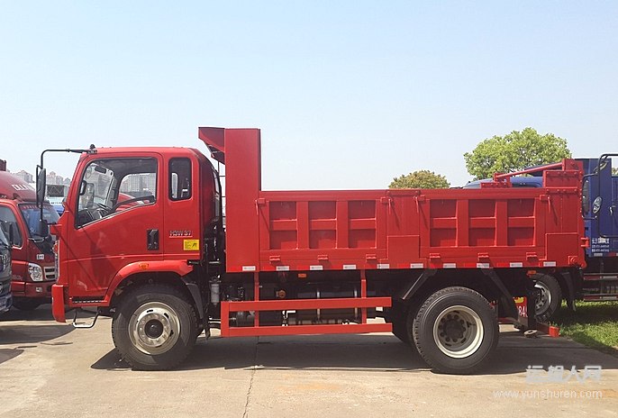 中国重汽豪曼160马力4x242米自卸车zz3128g17db0