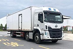 东风柳汽乘龙H7 350马力 6X2 国六冷藏车