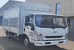 上汽跃进大拿T3 110kw 4X2 4.05米 仓栅式纯电动轻卡载货车 (SH5047CCYZFEVMZ8)70.59kwh