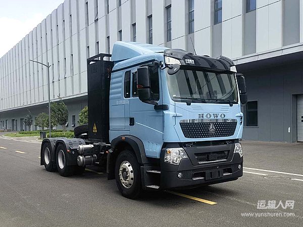 千台战略签约！中国重汽新能源牵引车助力沪蓉干线绿色贯通