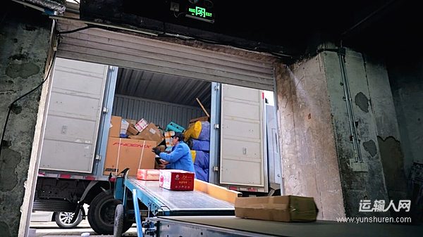 不只大货厢 徐工汉界轻卡凭诸多优势打动客户