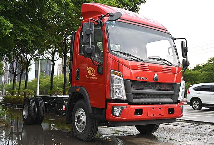 中国重汽轻卡王系列160马力国六42415米单排厢式载货车zz5047xxyg3315