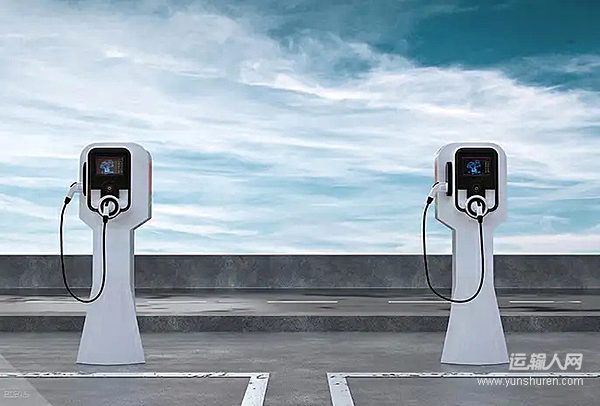 河北高速服务区将设1200个“超快结合”充电枪