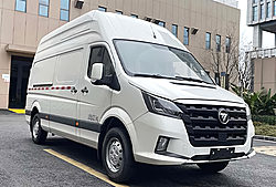 福田图雅诺X8 163马力 1.968L国六柴油 封闭厢式货车 5.99米 (自动挡变速箱)