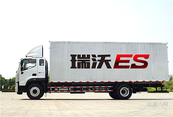 福田瑞沃es超级卡车我对你的颜一见钟情