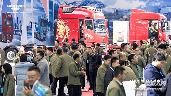 重卡中的“战斗机”——中国重汽豪沃新一代KS牵引车 实现颠覆性价值升级