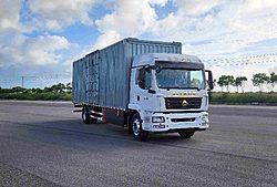 中国重汽汕德卡SITRAK G5S 275kw 4X2 9.6米 翼展式纯电动中卡载货车 (ZZ5186XYKN711GZ1BEV4E)352kwh