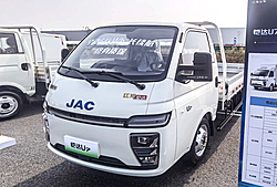 江淮恺达U7 110kw 4X2 4.01米 栏板式纯电动微卡载货车 (HFC1040PUEV4)70.59kwh