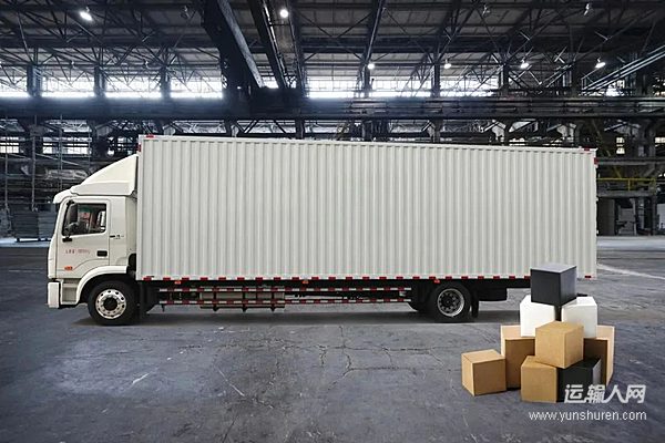 62公分宽卧铺!格尔发快递快运载货车这波超神 – 运输人网