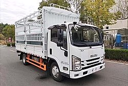江西五十铃翼放EM pro 174马力 4X2 4.2米 仓栅式国六轻卡载货车 (万里扬变速箱)(JXW5040CCYCDJE2)