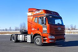 一汽解放J6E 200kw 4X2 纯电动重卡牵引车 (CA4180P66K46E66PHEV)58kwh