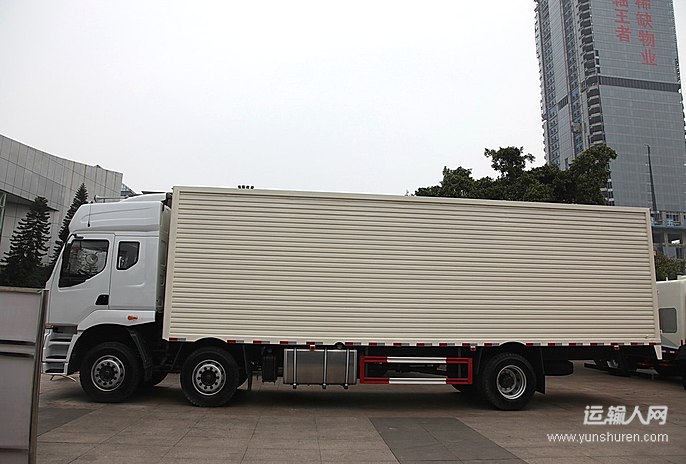 东风柳汽乘龙m5重卡245马力6x296米厢式载货车lz5250xxym5ca