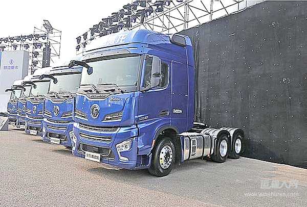 陕汽卡尔动力闪耀北京国际车展，创富中国行蒙城站启幕，X6000臻选版新疆区域荣耀上市！