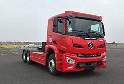 陕汽重卡德龙H6000 460kw 6X4 纯电动重卡牵引车 (SX4257RF4Q1SEV)512.59kwh