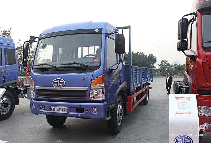 75米 栏板载货车(ca1167pk2l2e4a80)_赛龙_一汽解放轻卡_图库