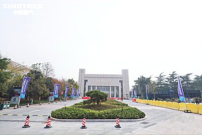 中国重汽与世界共赢 国内首家单月出口重卡突破10000辆第48240号