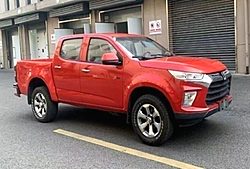 庆铃 五十铃达咖TAGA精英版 汽油 2L汽油 184马力 自动档双排皮卡