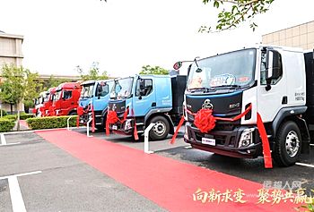 乘龙之夜关公故里启幕 明星车型助运输人高效创富！