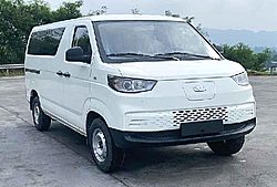 开瑞凯翼江豚E5 明窗版 60kw 双排纯电动 封闭厢式货车 (WHJ6451BEVK139)41.86kwh