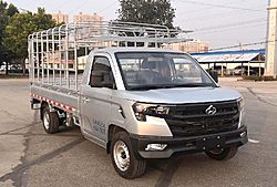长安轻型商用车星卡PLUS 舒适型 105马力 4X2 3.32米 仓栅式国六微卡载货车 (SC5032CCYDFAD6NG)