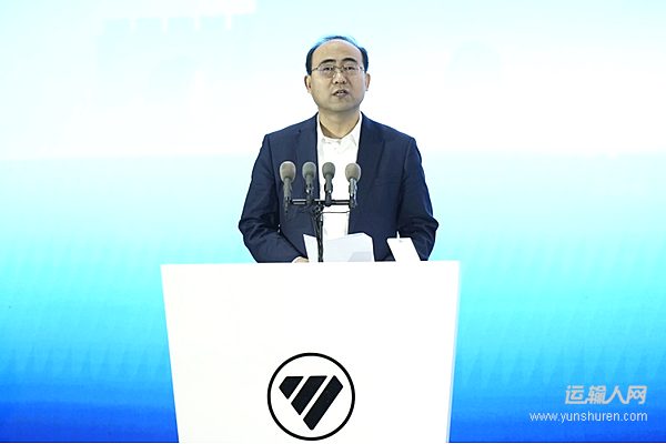 北汽集团党委常委、副总经理，北汽福田党委书记、董事长常瑞致辞