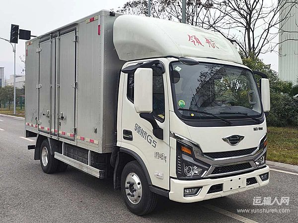 全新一代领航G6-LNG气体机 燃擎焕新，城配更从容