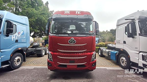 强动力低气耗！乘龙H7 Pro LNG牵引车驰骋干线更省心