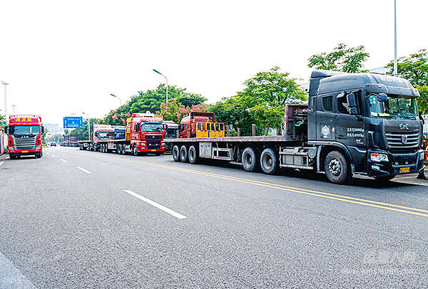 24条跨境公路线路成型 温州打造浙南丝路卡航物流品牌