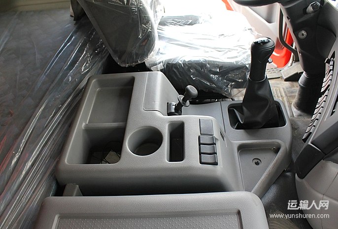 东风商用车大力神重卡385马力8x4自卸车高顶dfl3318a14