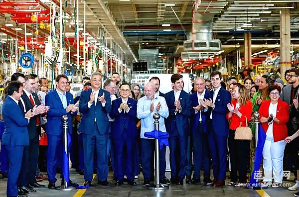 投产仪式现场合影