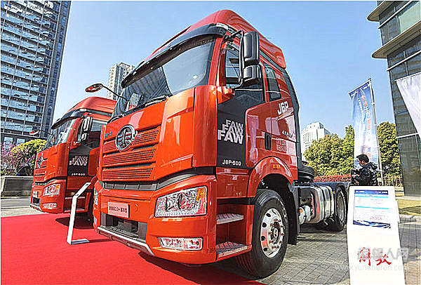 三重攻坚解顽疾，滕州广通用专业赢得锦旗​