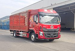 东风柳汽乘龙H5 创富版 300马力 4X2 6.8米 仓栅式国六中卡载货车 (法士特变速箱)(LZ5180CCYH5AC101)