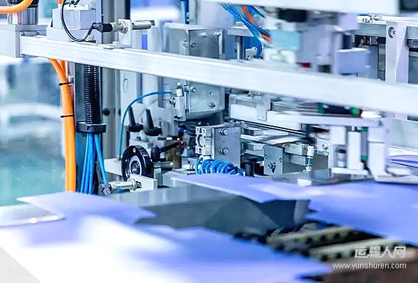 氨能赋能重卡！全球首台高压直喷纯氨内燃机落地