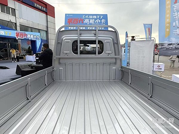 为何说东风途逸T7是高性价比小卡的价值典范？