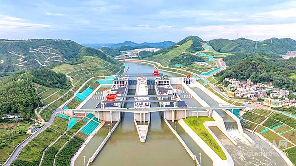 打通西南出海大通道 东风柳汽乘龙卡车助力西部陆海新通道建设