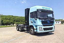 陕汽重卡德龙X5000E 复合板 580kw 6X4 纯电动重卡牵引车 (SX4257XF4C2SEV)600kwh