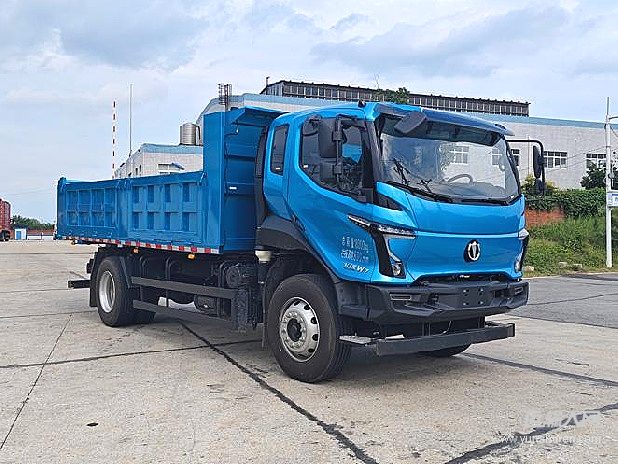 飞碟汽车金牛X7自卸车的配图1