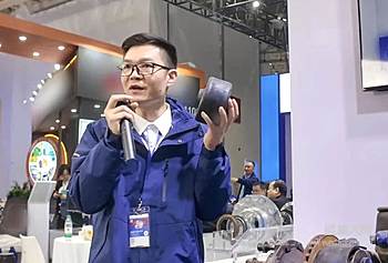 华劲车轴亮相中国国际商用车展 预见笃行展示轻量化空悬五年知行之道