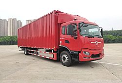 东风商用车东风天锦KR 450kw 8X4 厢式纯电动重卡载货车 400kwh