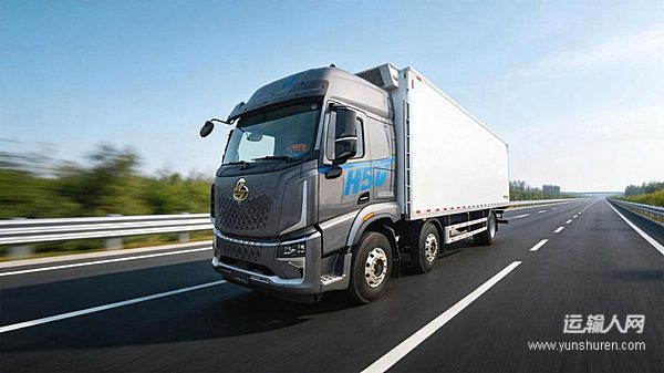 乘龙H5V 6×2冷藏车:400大马力低油耗 多拉货还超舒适