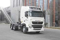 中国重汽豪沃HOWO TH7 570马力 6X4 国六重卡牵引车 (中国重汽变速箱)(ZZ4257V384HF1LB)