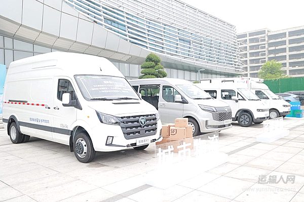 重载有底气 续航无焦虑 图雅诺X7 EV大电量新品硬核上市
