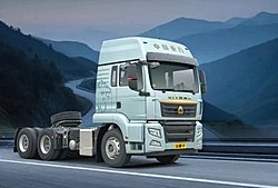 中国重汽汕德卡汕德卡G7M 530马力 6 X 4 排半国六燃气重卡牵引车 (潍柴发动机)(ZZ4256V384MF1LB)